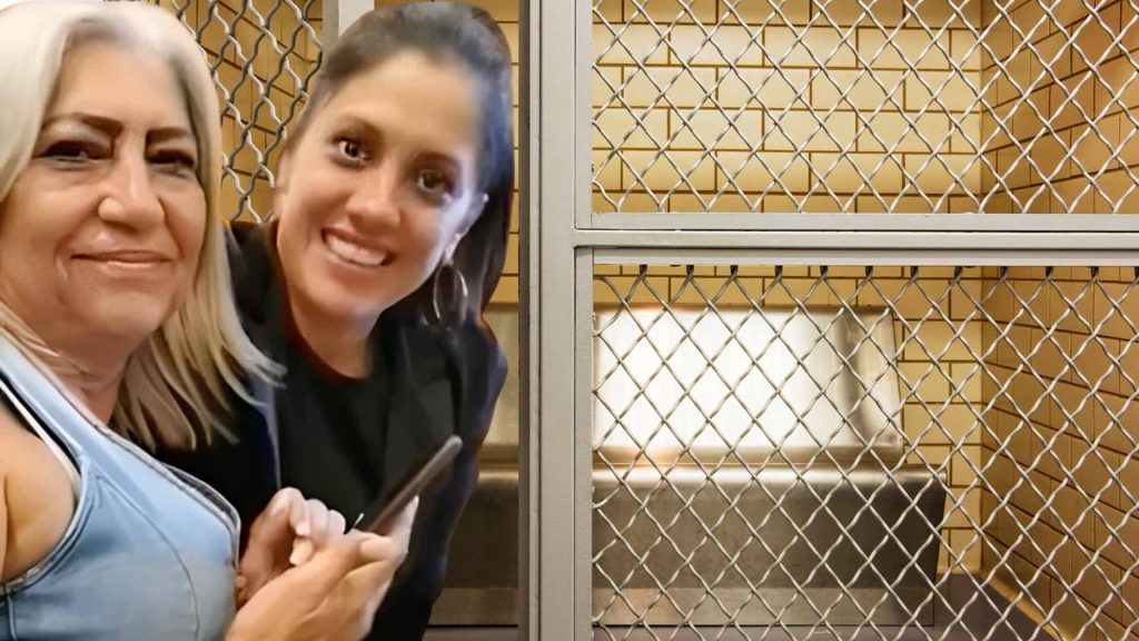 Claudia Martina Muñoz Andrade, madre de la ex periodista de CNN, Bertha Michelle Mendoza, señalada por corrupción