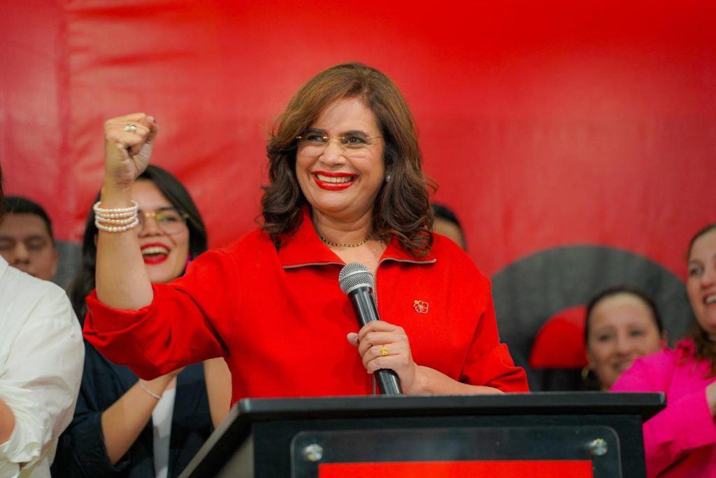 Rixi Moncada propone socialismo: ¿se aproxima Honduras a un modelo cubano?