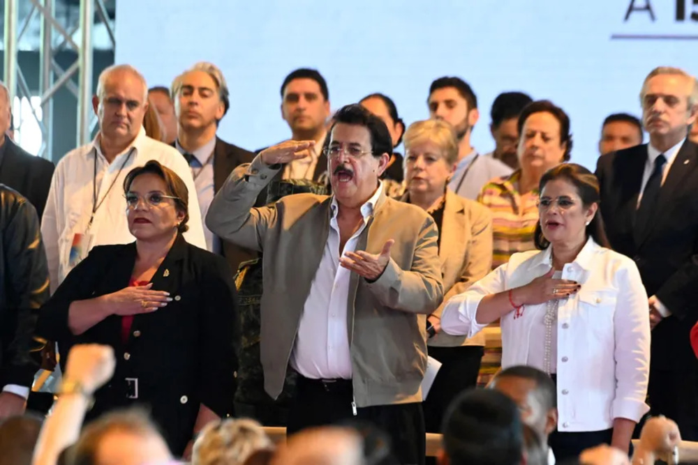 Influencia de Mel Zelaya y el modelo venezolano en Honduras