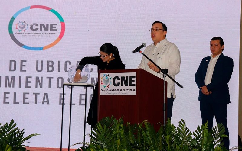 Maniobras en el CNE de Honduras: expertos alertan sobre posible fraude electoral