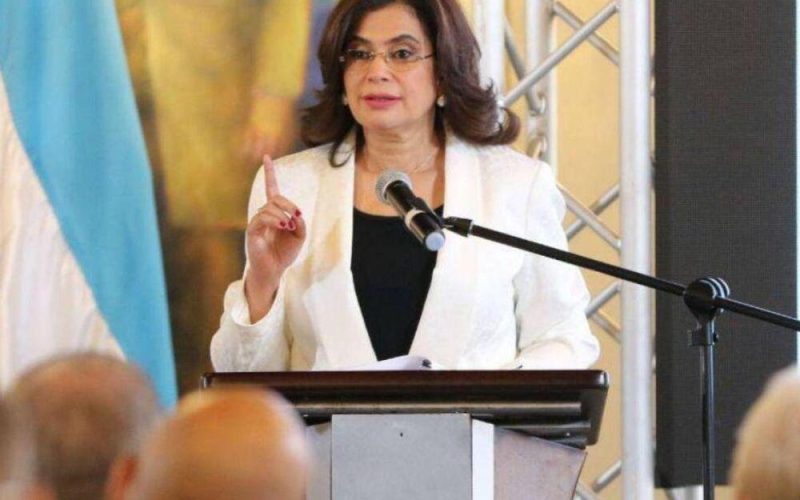 Economía y Rixi Moncada: una mirada a sus declaraciones