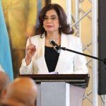La Batalla de Rixi Moncada: Pérdida de Apoyo y Preocupación Económica