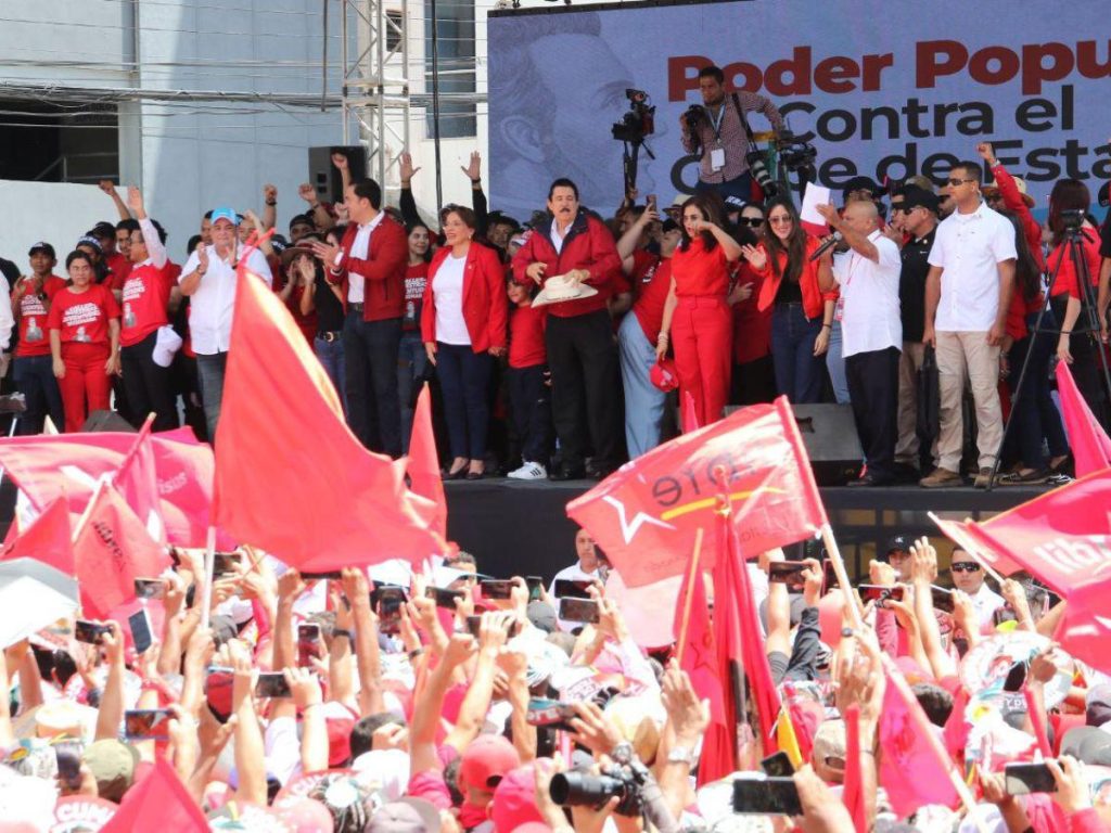 Pre-Elecciones en Honduras: LIBRE Masifica Entrega de Bonos
